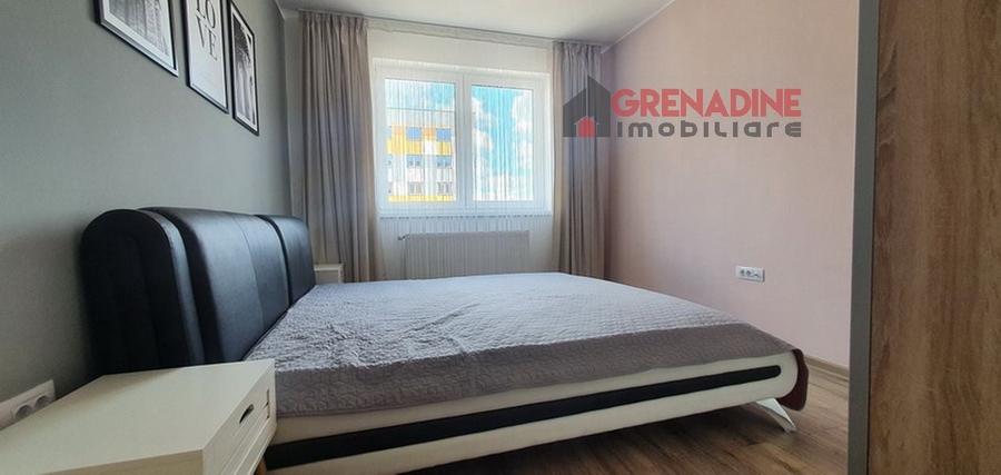 Apartament cu 2 camere decomandat în Tractorul