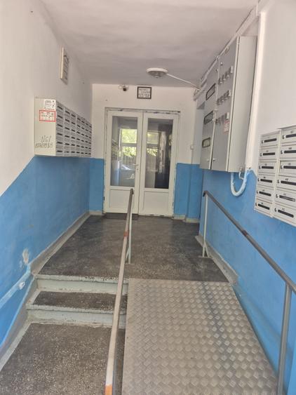 Garsonieră decomandată în Exterior Vest