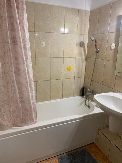 Apartament cu 2 camere decomandat, mobilat în Crângași