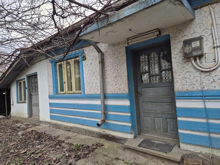 Casă cu 2 camere în Berceni