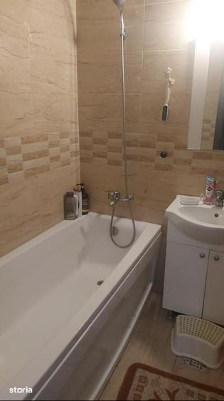 Apartament cu 3 camere decomandat în Chiajna