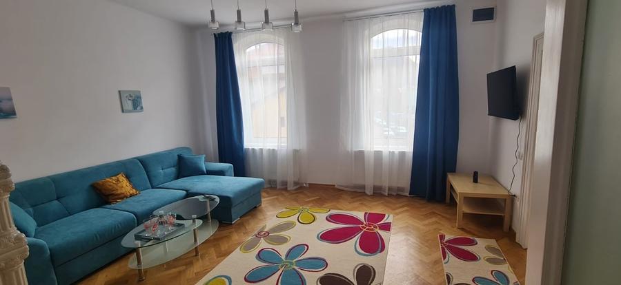 Inchiriez apartament 4 cam str.Sitei, Centrul Civic . - 1
