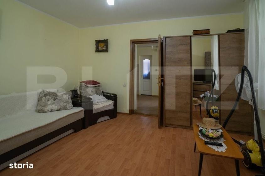 Casă cu 4 camere în Cernatu