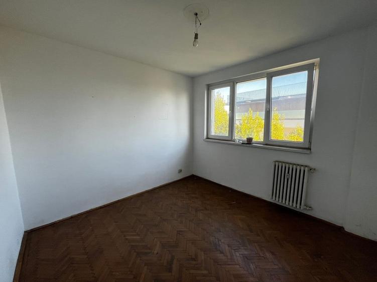 Apartament cu 2 camere semidecomandat în Clăbucet