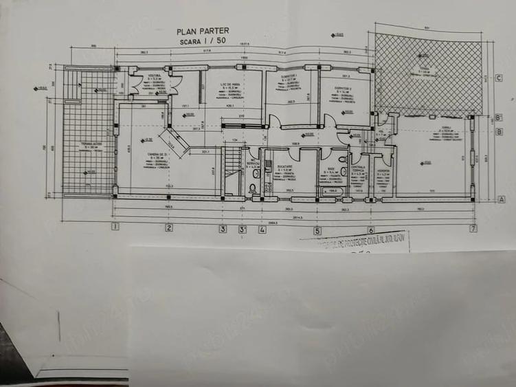 Casă cu 3 camere cu Teren 1000 Mp în Central