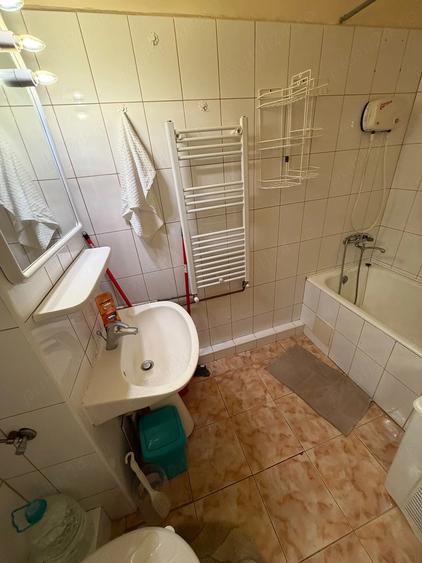 Apartament cu 3 camere semidecomandat în Take Ionescu