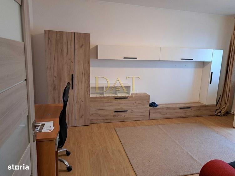 Apartament cu 3 camere decomandat în Florești