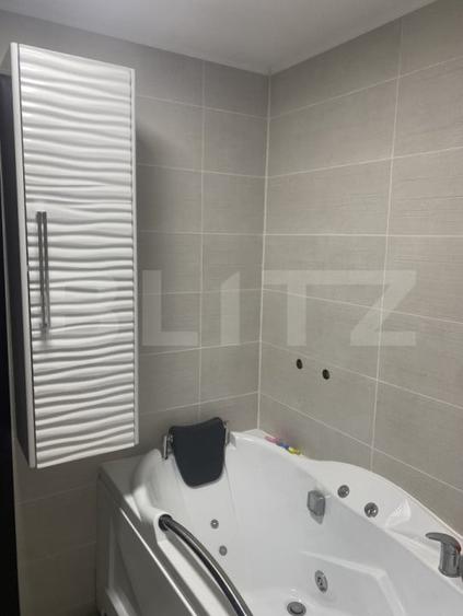 Casă individuală cu 7 camere cu Canalizare în Exterior Vest