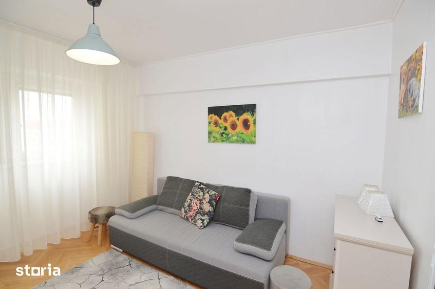Apartament cu 3 camere, mobilat în Pantelimon