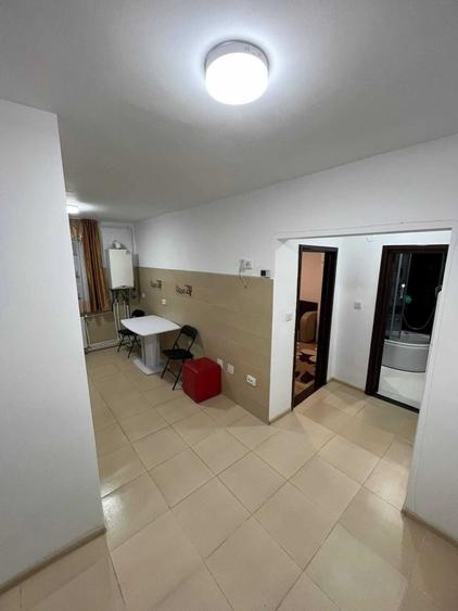 Garsonieră decomandată în 5 Călărasi