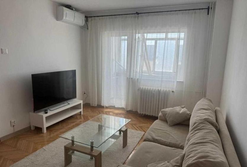 Apartament cu 2 camere decomandat, mobilat în 1 Mai