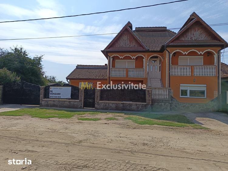 Casă cu 5 camere cu Teren 733 Mp în Central