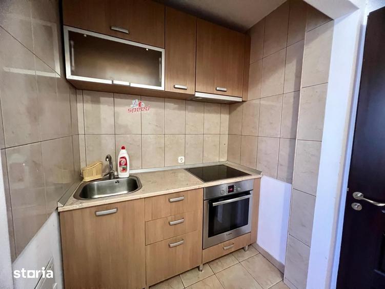 Apartament cu 3 camere în Tudor Vladimirescu