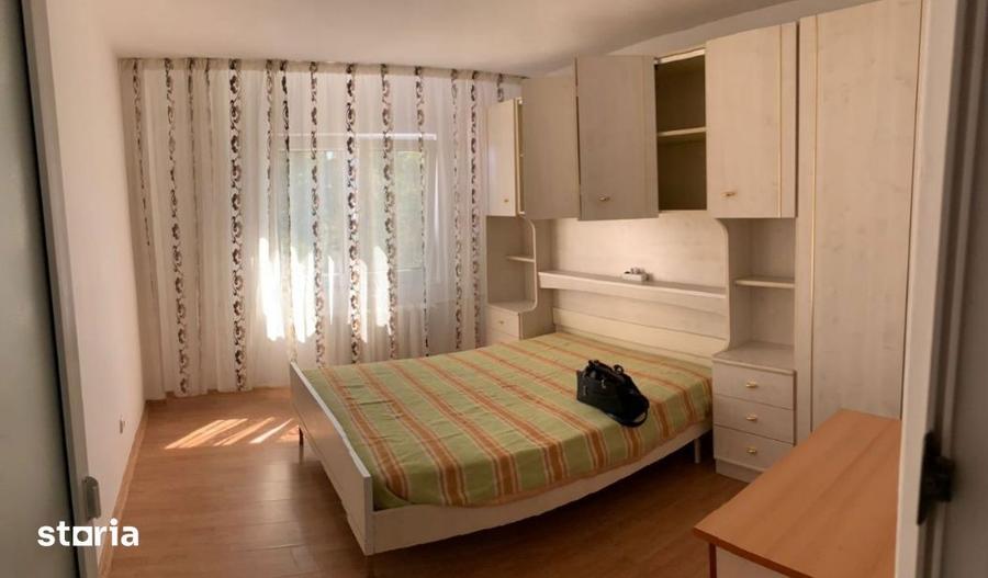 Garsonieră decomandată în Rahova