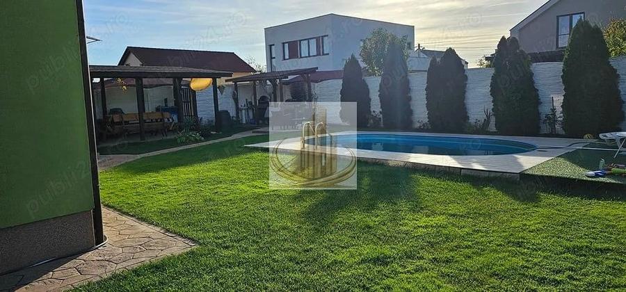 Casă cu 6 camere cu Teren 500 Mp în Săcălaz