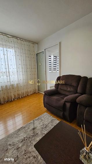 Apartament cu 4 camere, mobilat în Titan