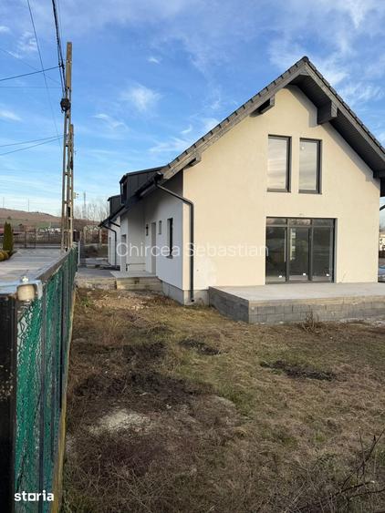 Casa Individuala 135 mp cu garaj - Unirii - Voinicenilor