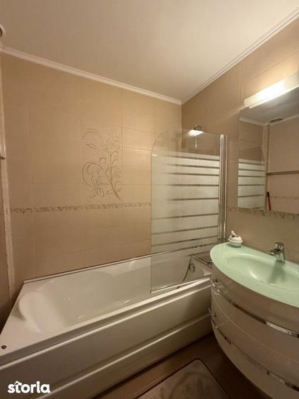 Apartament cu 2 camere decomandat în Tomis III