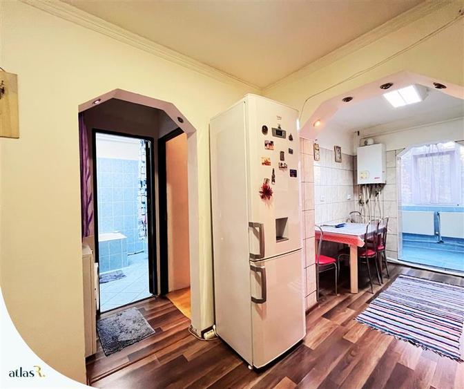 Apartament cu 2 camere decomandat, mobilat în Dacia