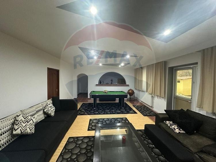 Casă individuală cu 6 camere cu Teren 1200 Mp în Afumați