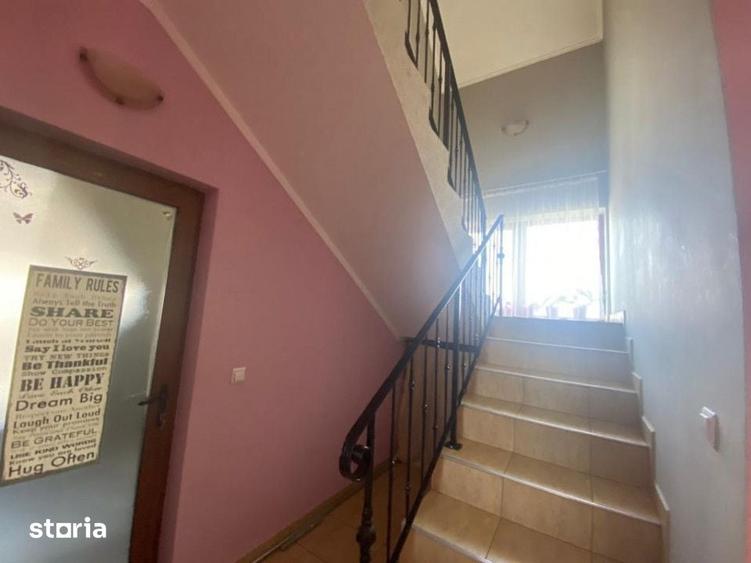 Casă cu 4 camere cu Teren 501 Mp în Sântandrei