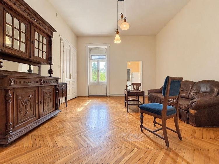 Apartament cu 2 camere semidecomandat în Sinaia