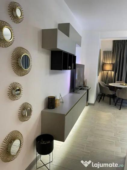 Apartament cu 3 camere decomandat în Nord