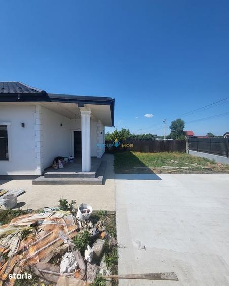 Casă cu 3 camere cu Teren 400 Mp în Mărgineni