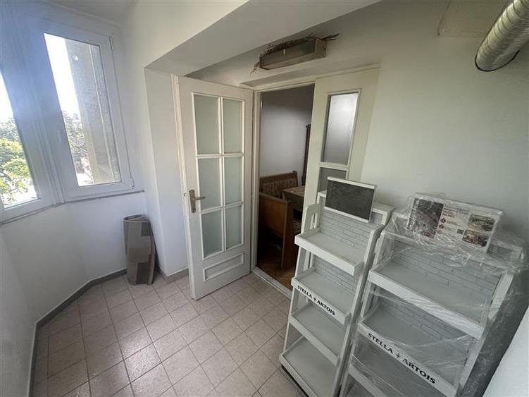 Apartament cu 2 camere decomandat, mobilat în Bucovina