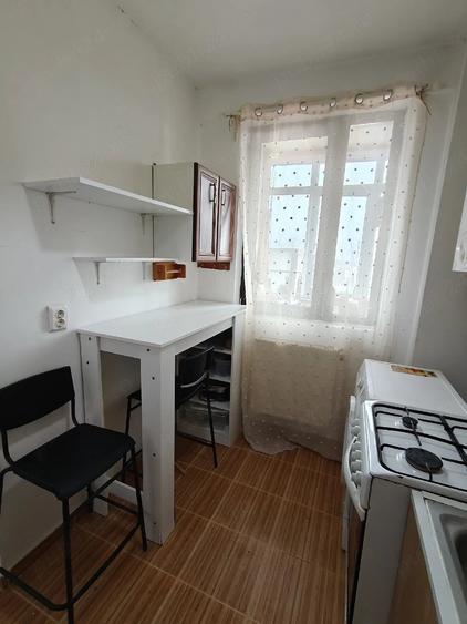 Apartament cu 2 camere semidecomandat în Bucureștii Noi