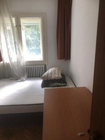 Apartament cu 3 camere decomandat în Dosu Bricii