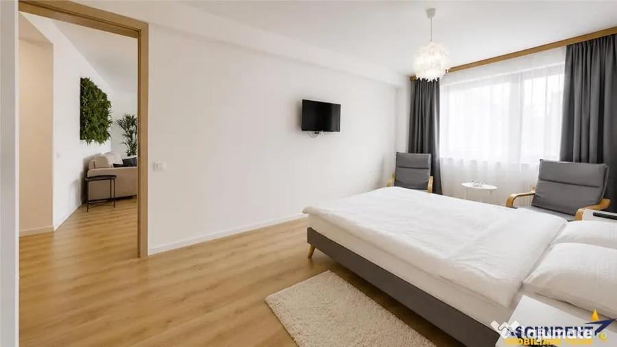 Apartament cu 2 camere decomandat în Central