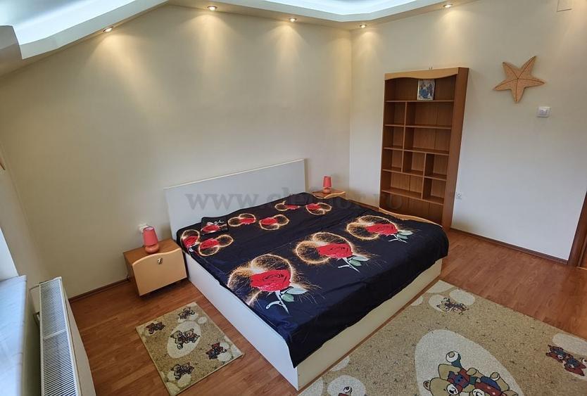 Casă individuală cu 6 camere cu Canalizare în Pipera