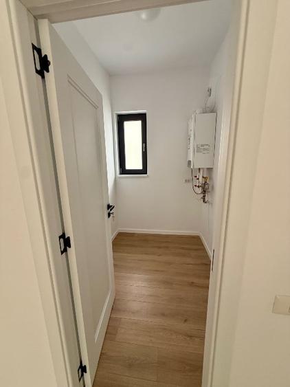 Casă cu 4 camere cu Teren 200 Mp în Drumul Taberei
