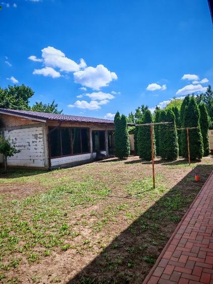 Casă individuală cu 3 camere cu Canalizare în Vânători