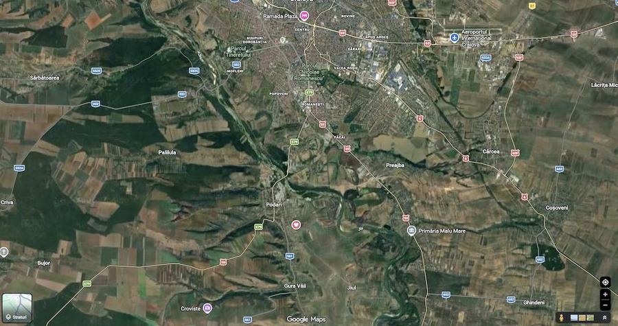 Teren de 370 mp, în Podari
