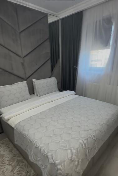 Apartament cu 3 camere decomandat, mobilat în Theodor Pallady