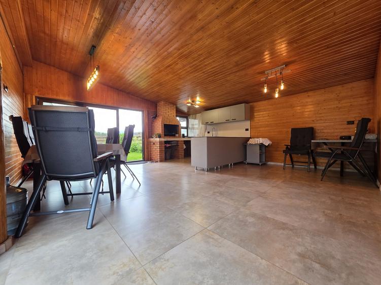 Duplex cu 4 camere cu Canalizare în Stupini