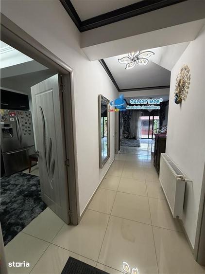 Casă cu 4 camere cu Teren 200 Mp în Central