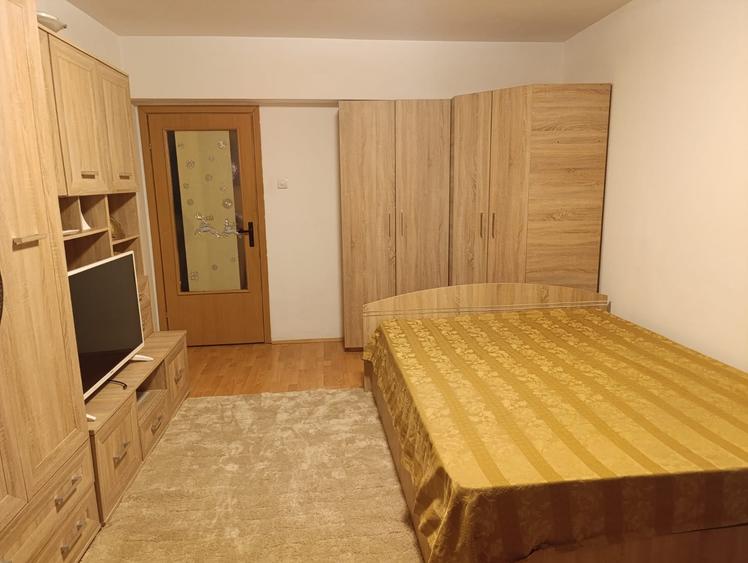 Garsonieră decomandată în Drumul Taberei