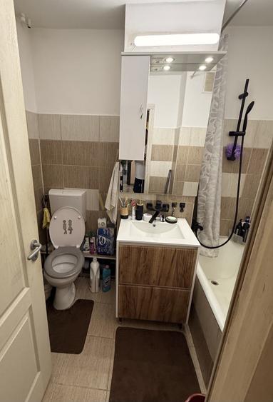 Apartament cu 2 camere decomandat, mobilat în Grigorescu
