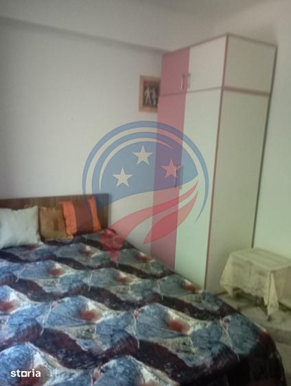 Apartament cu 2 camere semidecomandat, mobilat în Ultracentral