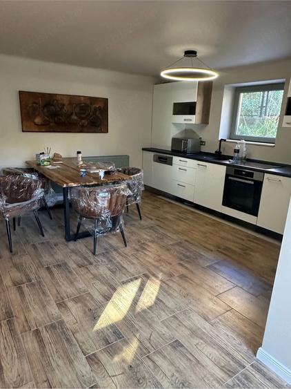 Apartament cu 3 camere decomandat în Grigorescu