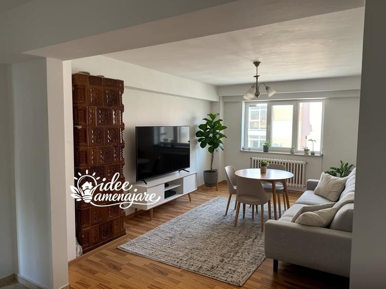 Apartament cu 3 camere decomandat în Central