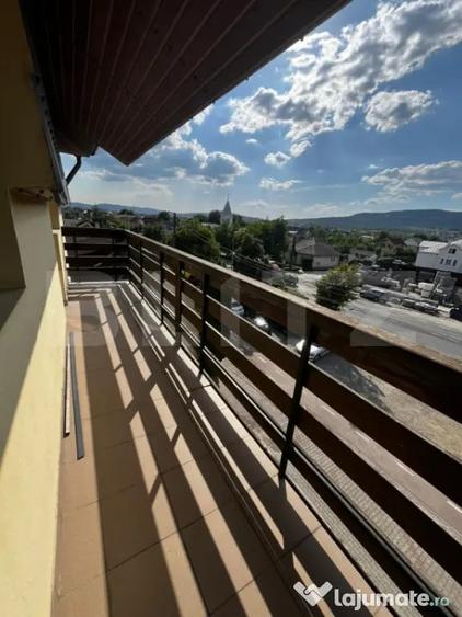 Apartament cu 3 camere semidecomandat în Unirea