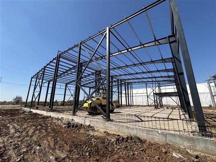 Spațiu industrial, de 422 mp, în Central