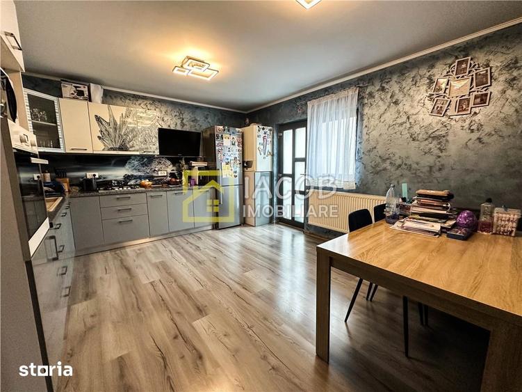 Casă cu 3 camere cu Teren 300 Mp în Gherăiești