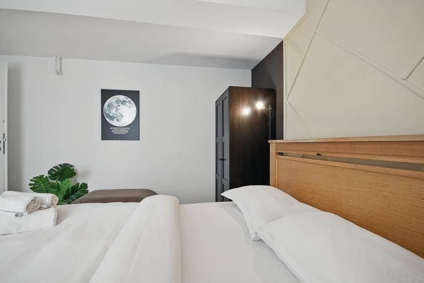Apartament cu 2 camere decomandat în Romană