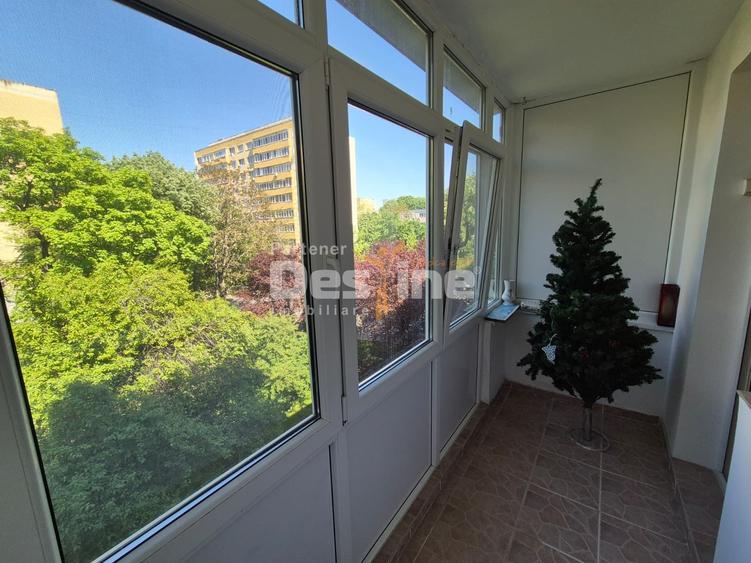 Apartament cu 3 camere circular, mobilat în Berceni