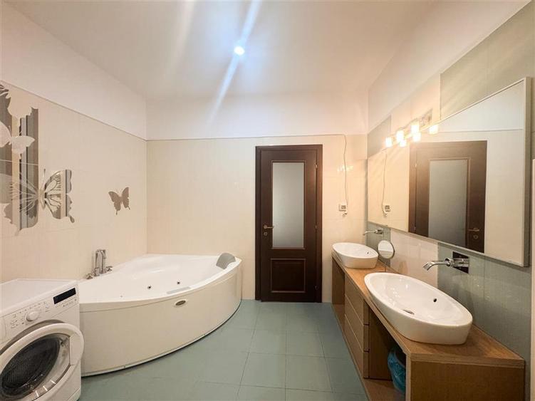 Apartament cu 3 camere decomandat, mobilat în Herăstrău